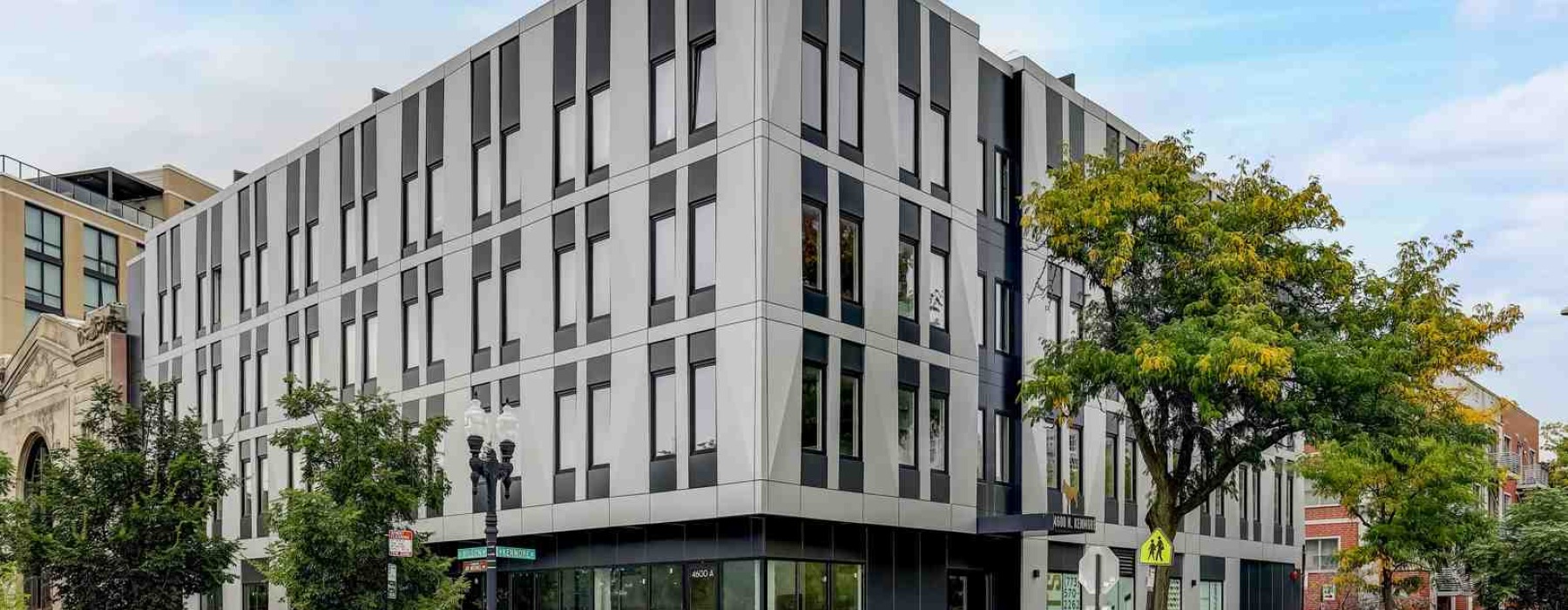 kenmore apartments chicago