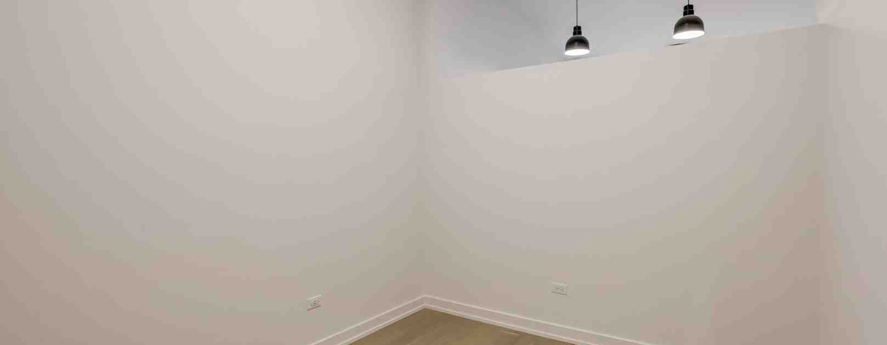 1 bedroom loft apartment open concept high ceilings industrial design