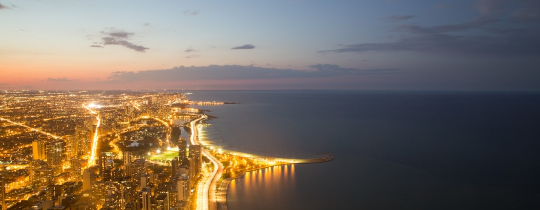 chicago skyline with new apartment buildings - new apartments for rent chicago