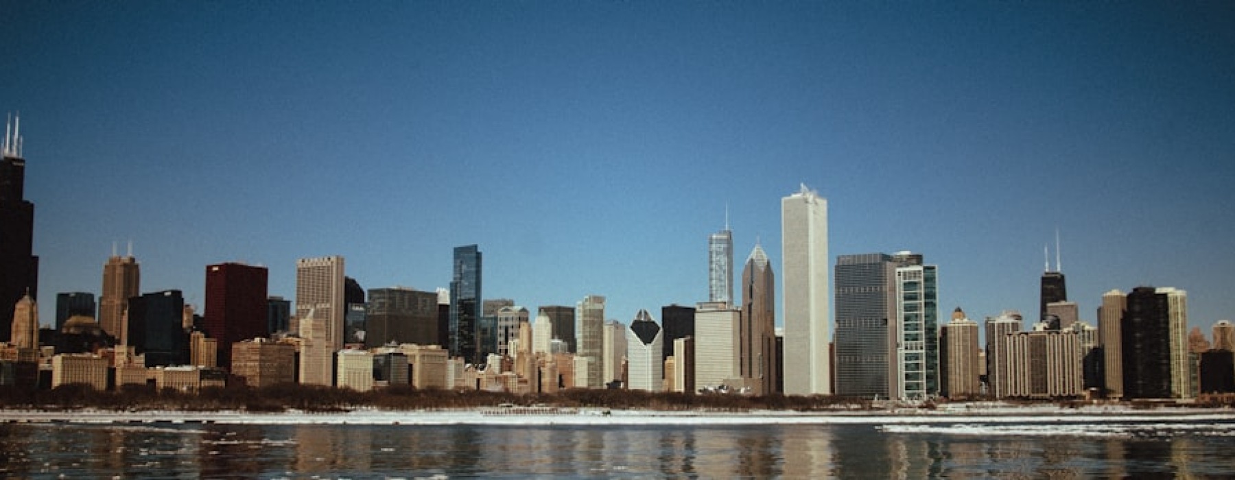 chicago uptown luxury residences skyline - chicago uptown luxury residences