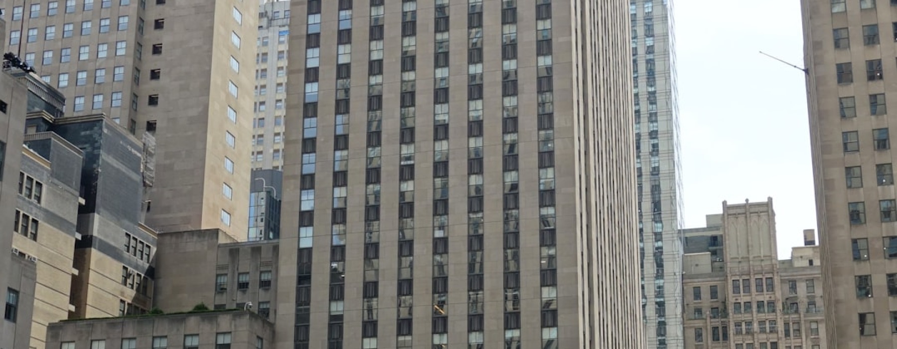 Chicago apartments with concierge service - Apartments with concierge service